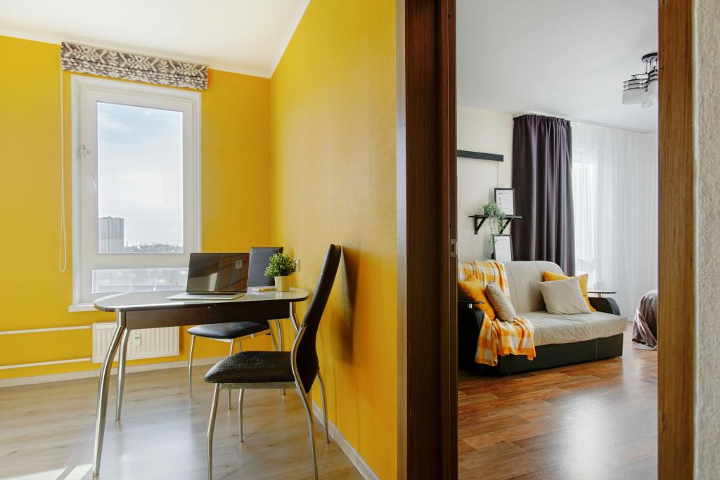 Merino Home Yellow Apartments 0*