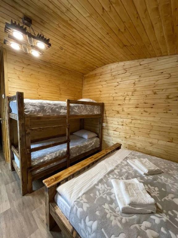 Schastlivyie Lyudi Hotel 0*