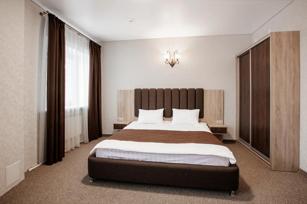 Bavaria Hotel 0*