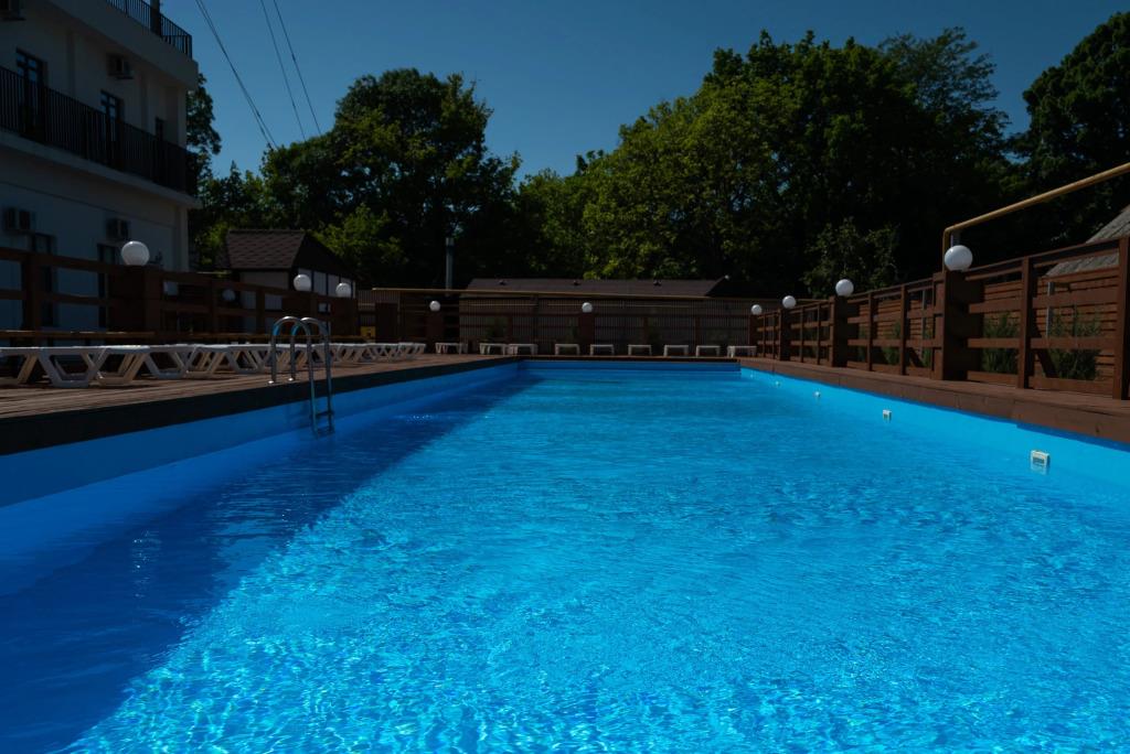 Avgustin Hotel 0*