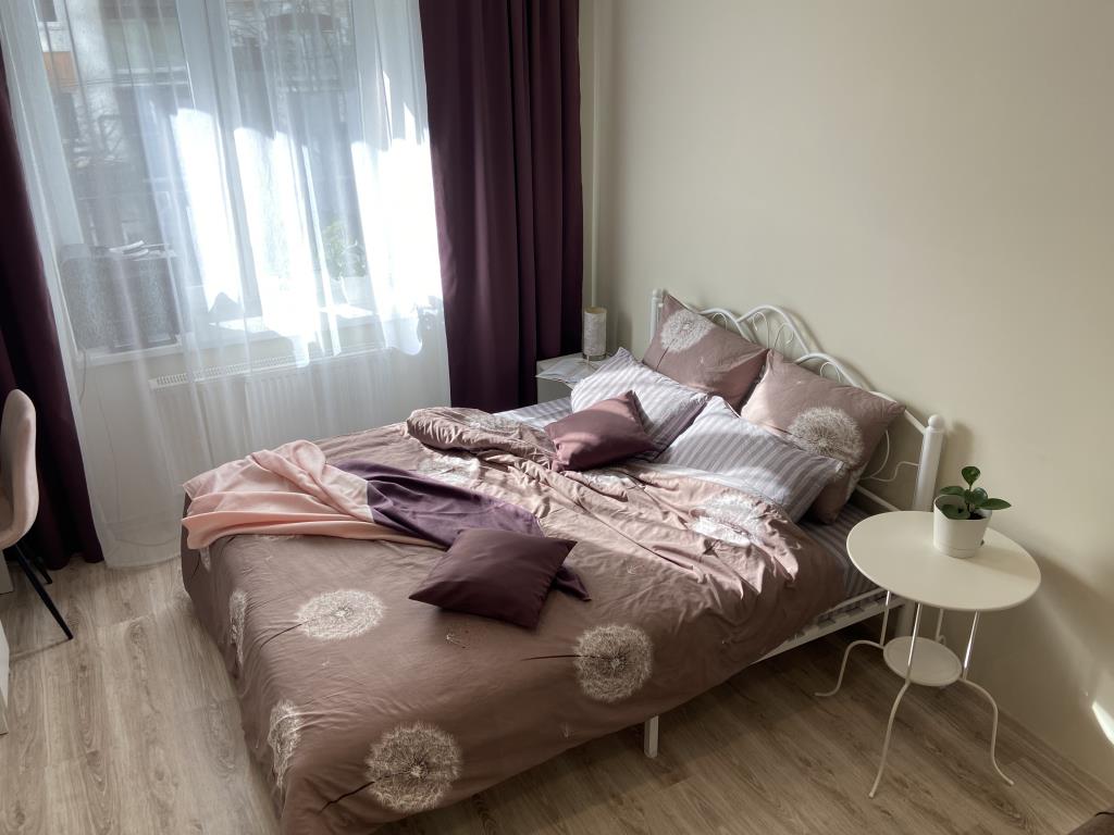 Happy Place Flat 0*