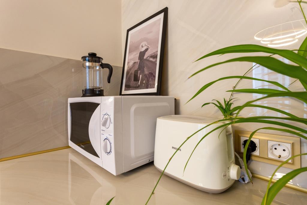 #3 White studio for 2+2 by Lo Apartments 0*
