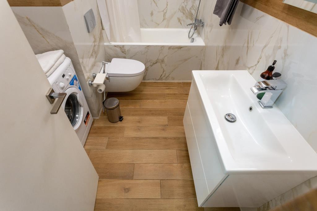 #3 White studio for 2+2 by Lo Apartments 0*