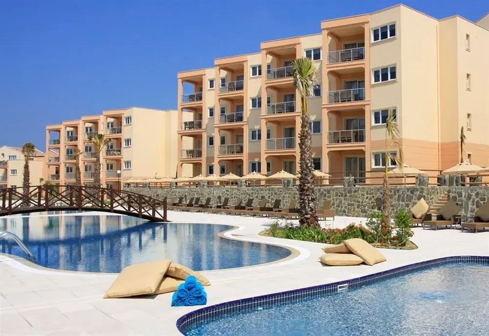 Kusadasi Golf and Spa Resort 0*