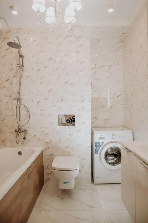 Savin House Apartments 0*