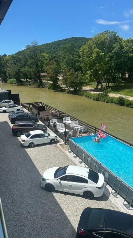 Izi Izi Hotel 0*
