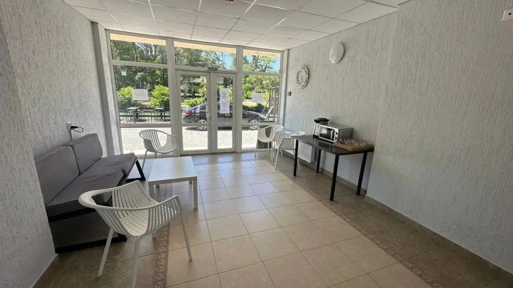 Izi Izi Hotel 0*