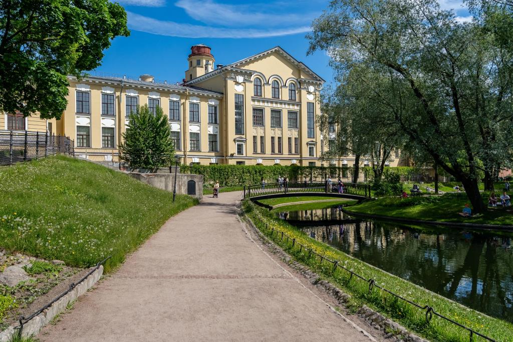 SutkiLive v Centre u metro Sadovaya Apartments 0*