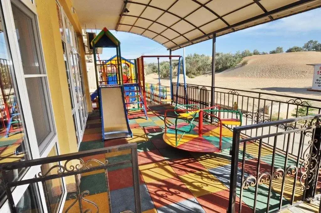 Kronos Hotel 0*
