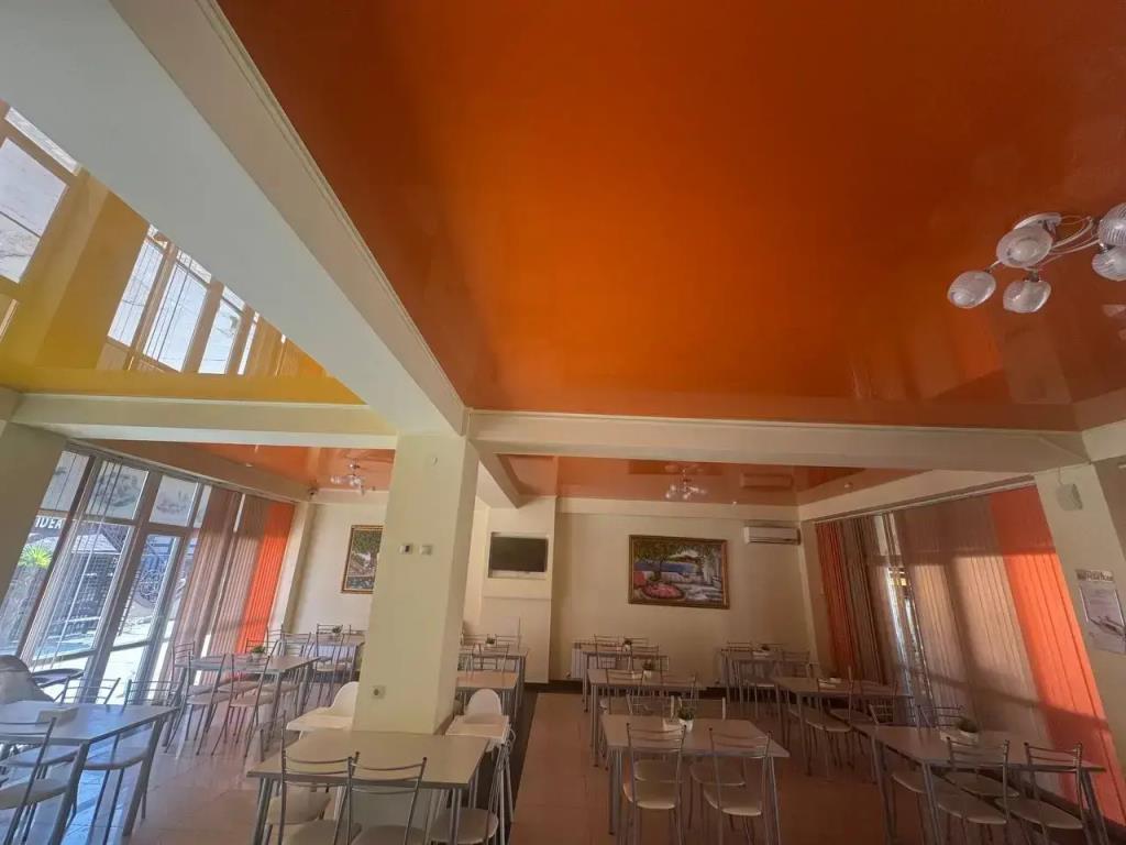 Kronos Hotel 0*