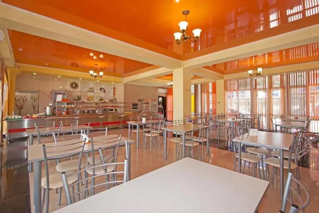 Kronos Hotel 0*