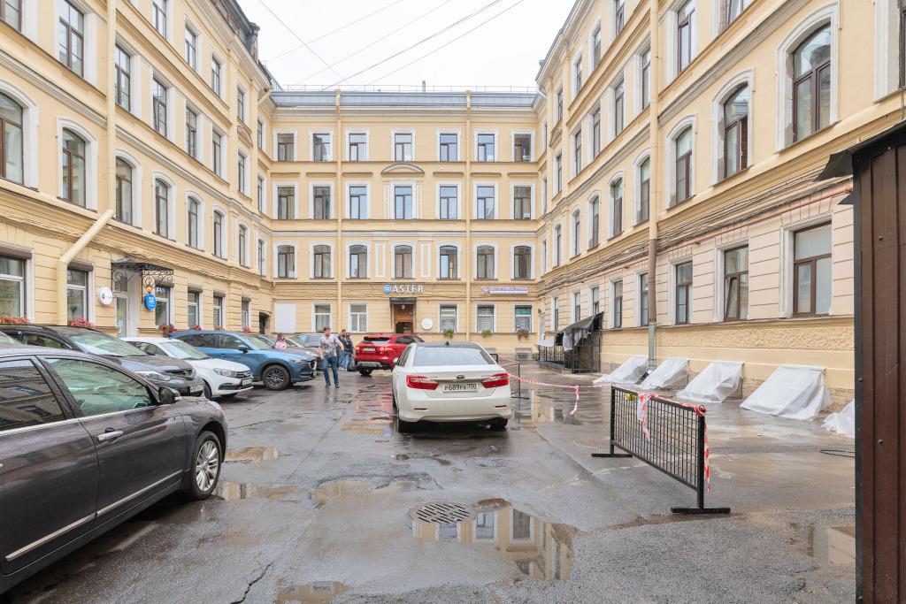 Apartment Sutki Rent Na Konyushennoj 0*