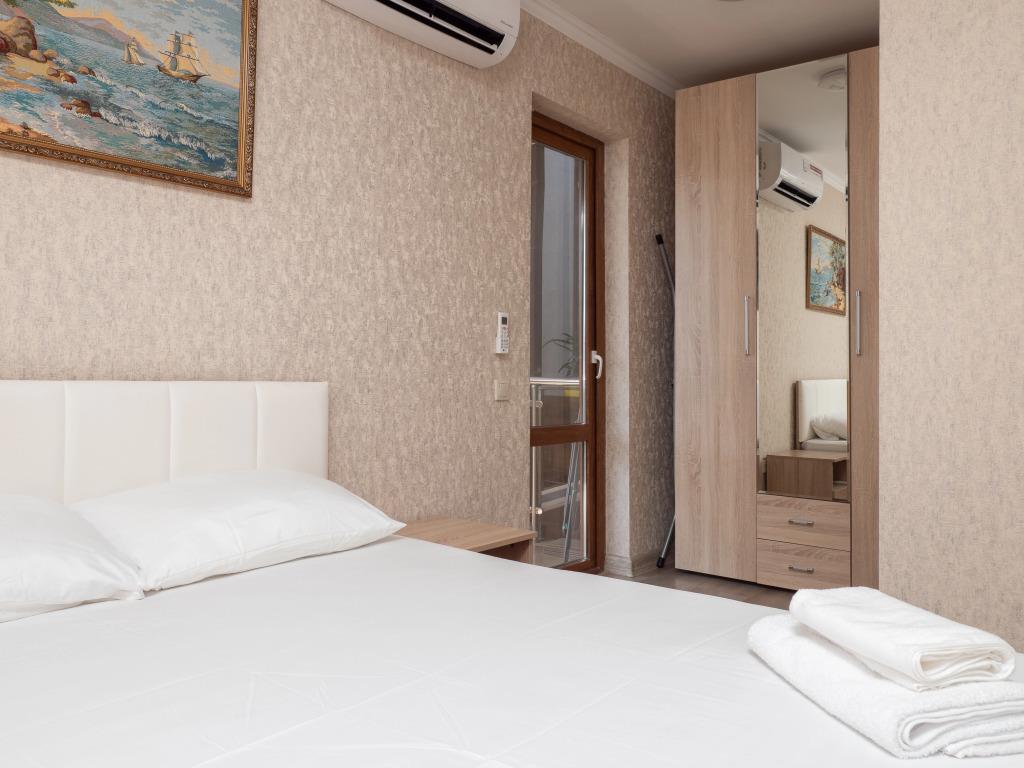 More Rooms Na Ruzhejnoj Apartments 0*