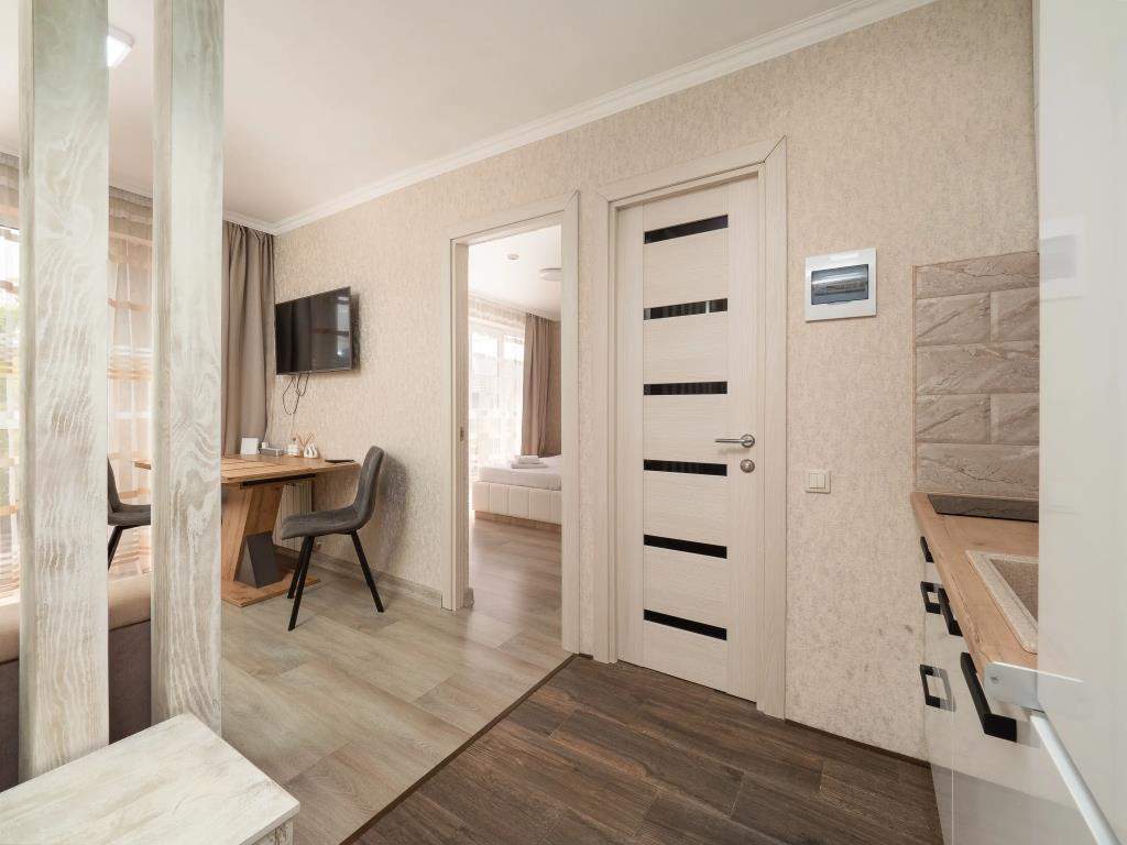 More Rooms Na Ruzhejnoj Apartments 0*