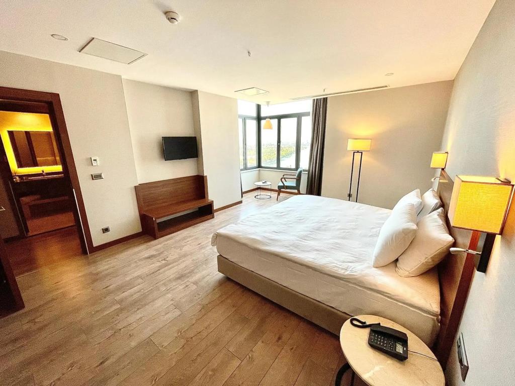 Turkmen Riverside Hotel 0*