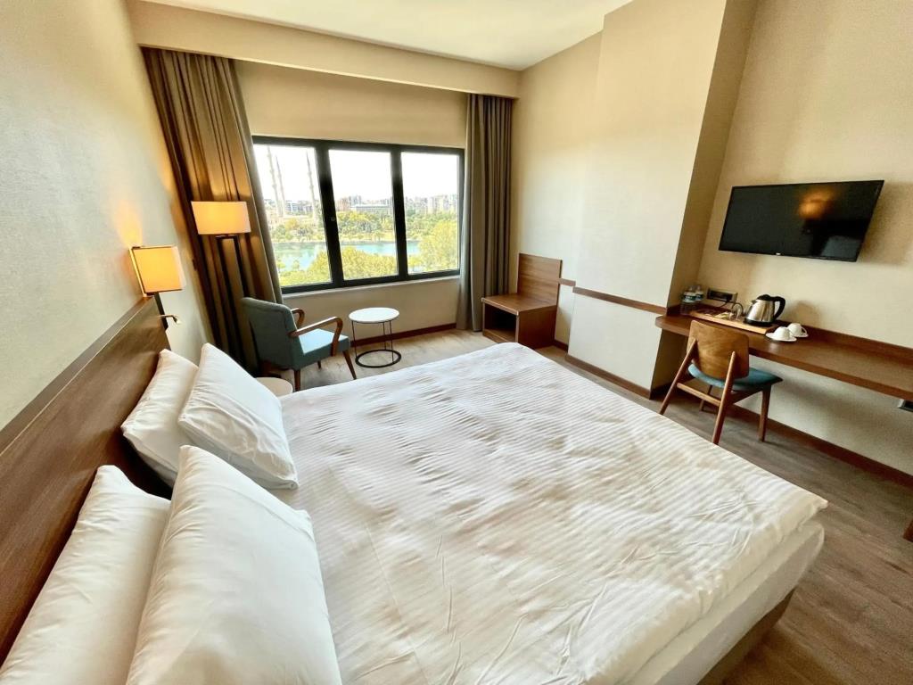 Turkmen Riverside Hotel 0*