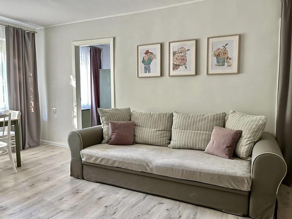 Apartmari Dvukhkomnatnye V Samom Serdtse Kaliningrada 0*