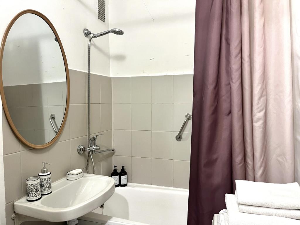 Apartmari Dvukhkomnatnye V Samom Serdtse Kaliningrada 0*