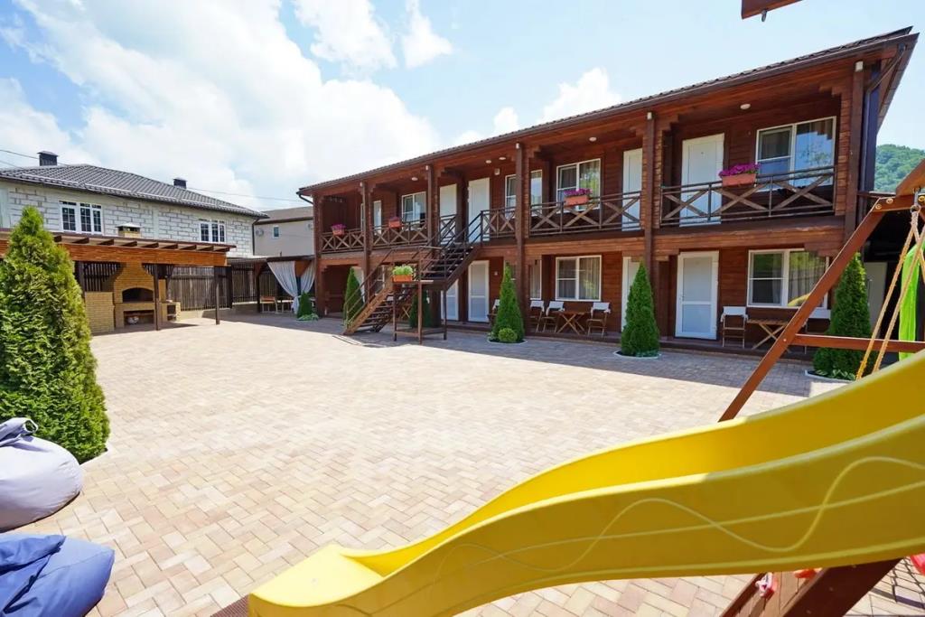 Stella Villa 0*