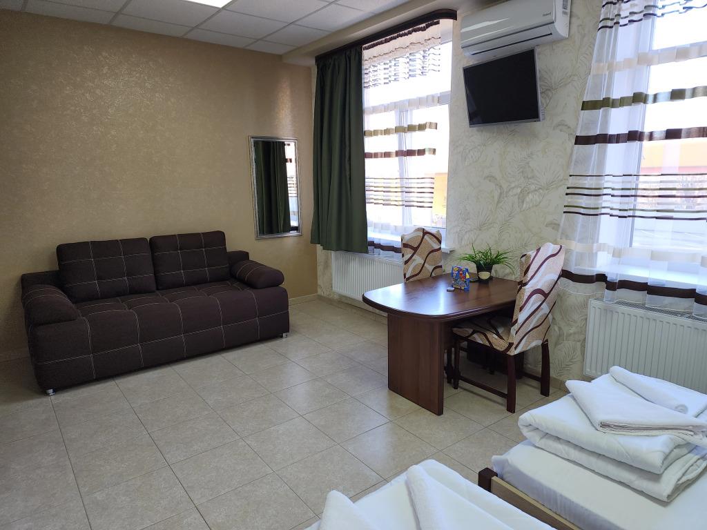 Slon Mini Hotel 2*
