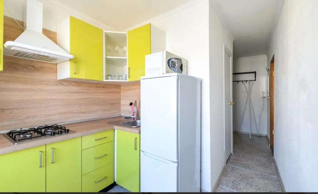 Apartments Sutki Rent u mosta Aleksandra Nevskogo 0*