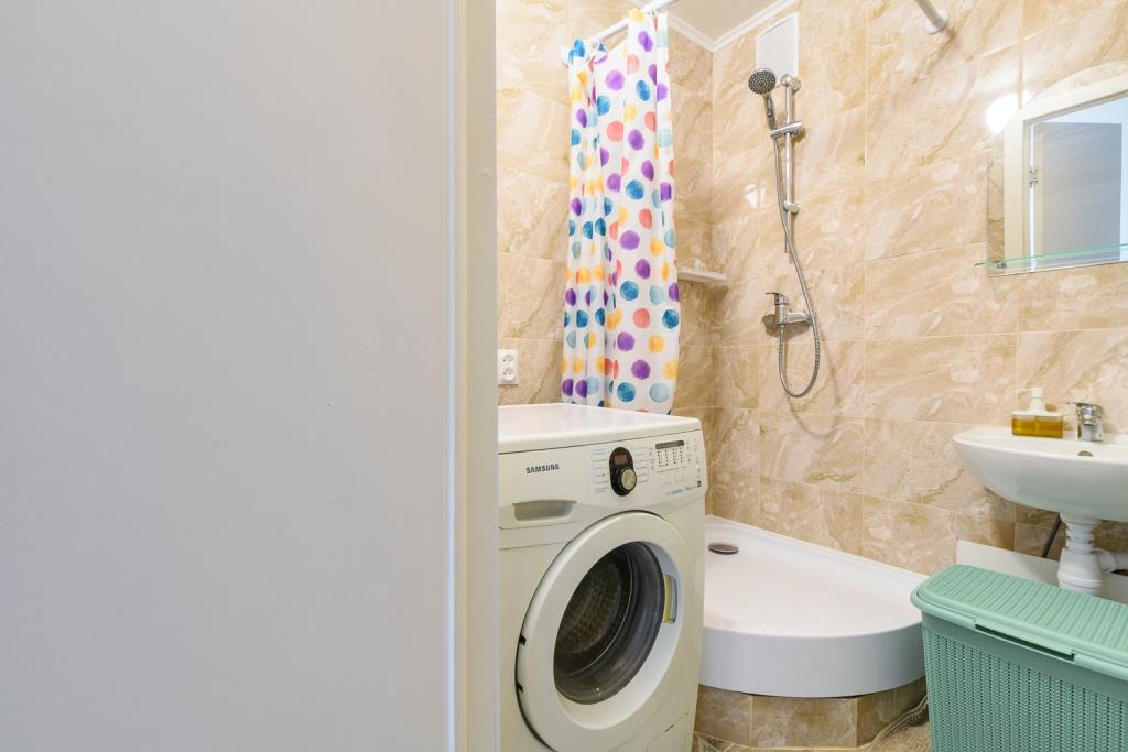Apartments Sutki Rent u mosta Aleksandra Nevskogo 0*