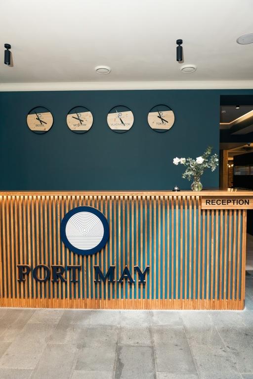 Port May Hotel 3*