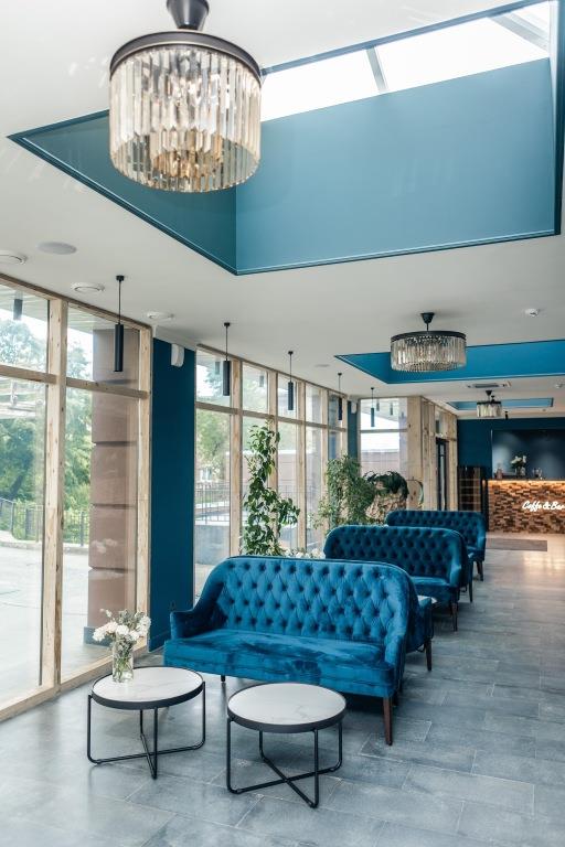 Port May Hotel 3*