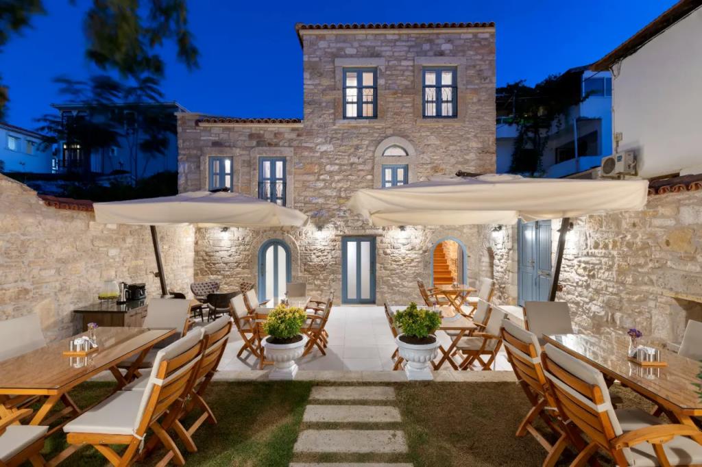 Eflin Haus Historical Place & Monument Hotel 0*