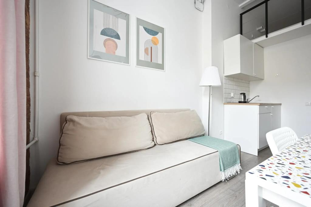 1912 U Vitebskogo Vokzala Apartment 0*