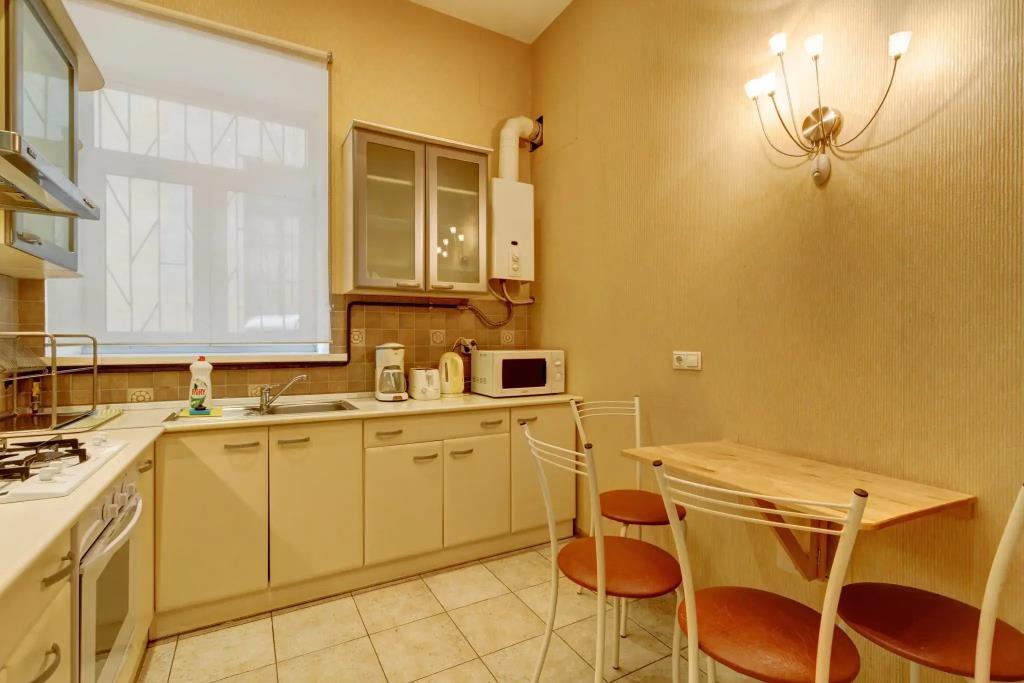 Apartments on the embankment of the Griboyedov Canal 0*