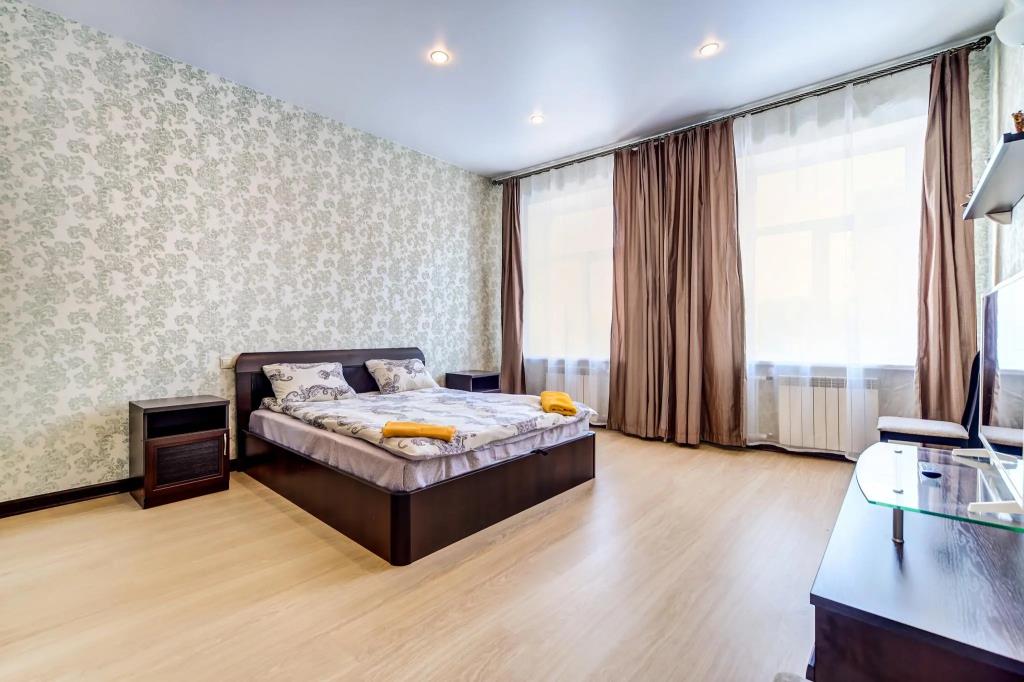 Apartments on the embankment of the Griboyedov Canal 0*