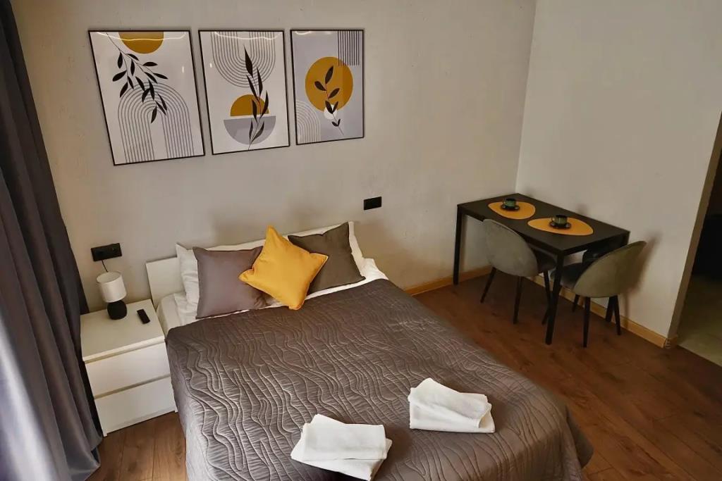 Barch Apartments 0*
