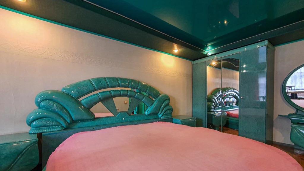 Na Ulitse Maksima Gorykogo 140 Apartment 0*