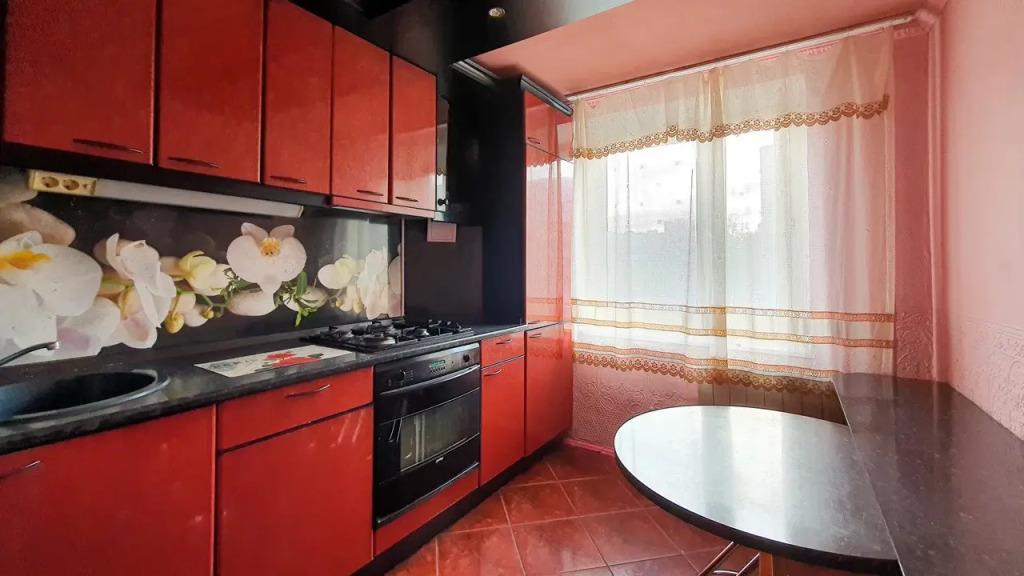 Na Ulitse Maksima Gorykogo 140 Apartment 0*