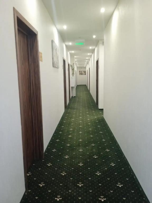 BRILLIANCE Hotel 0*