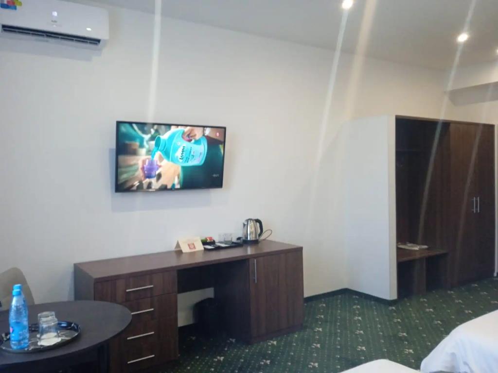 BRILLIANCE Hotel 0*