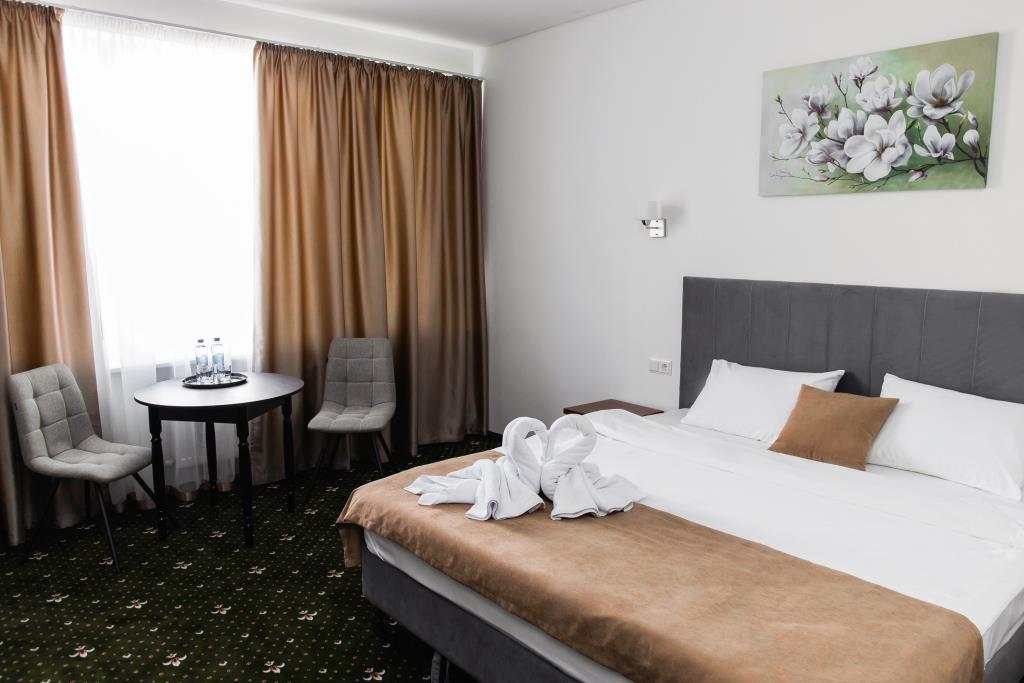 BRILLIANCE Hotel 0*