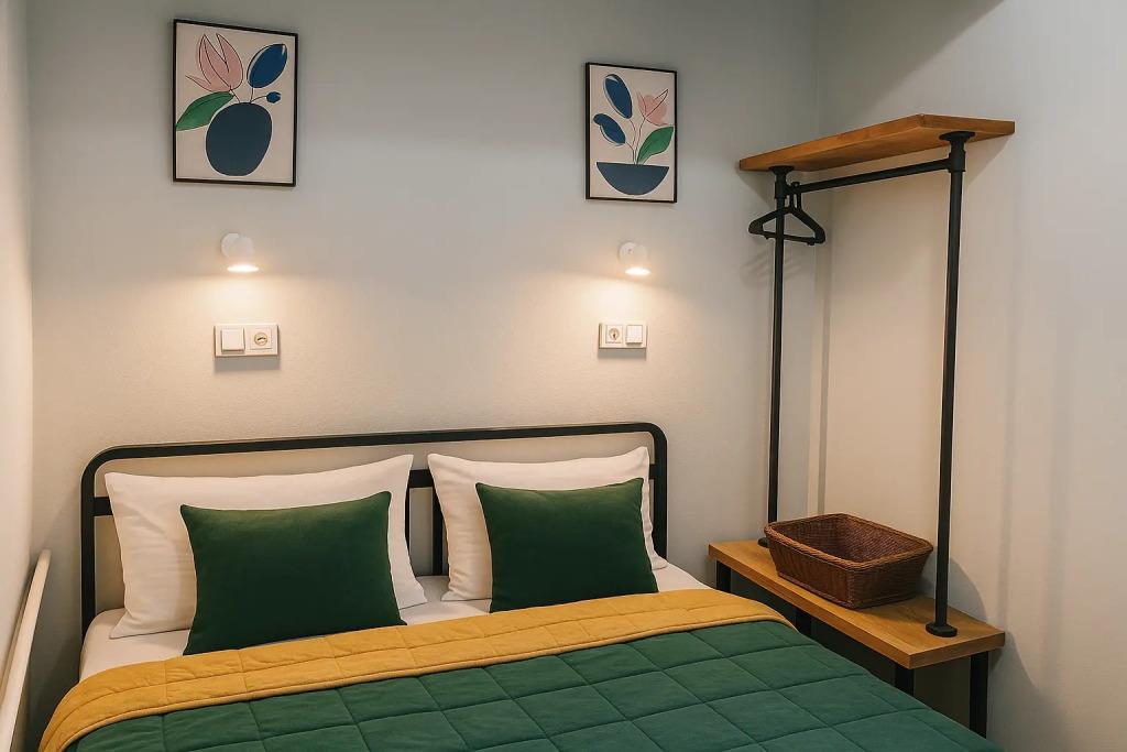 Apartment Metro Plus 0*