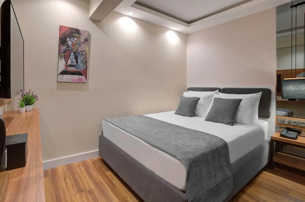 Depiero Hotel Karakoy 0*