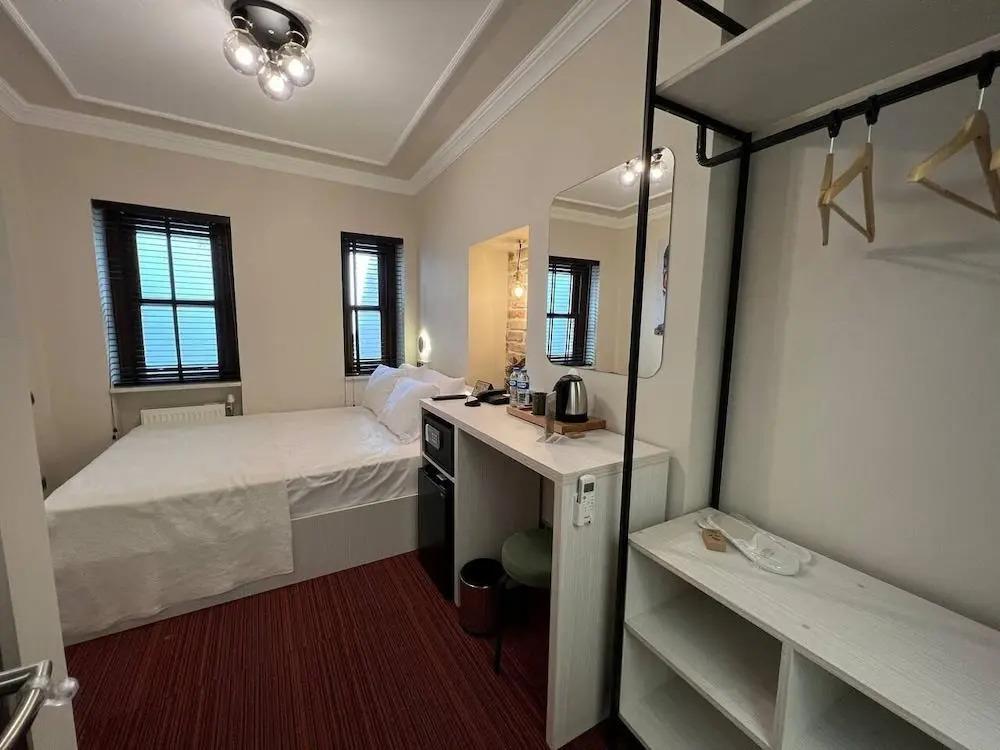 Rafinn Hotel 0*