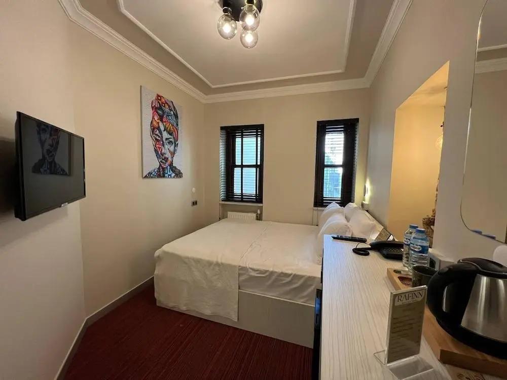 Rafinn Hotel 0*
