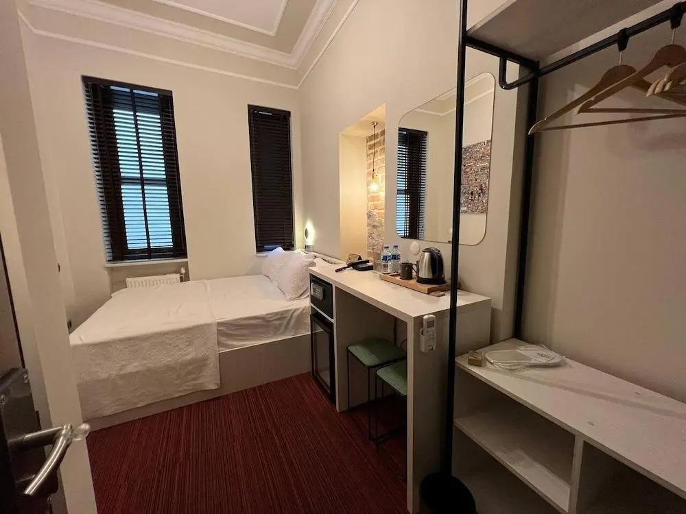 Rafinn Hotel 0*