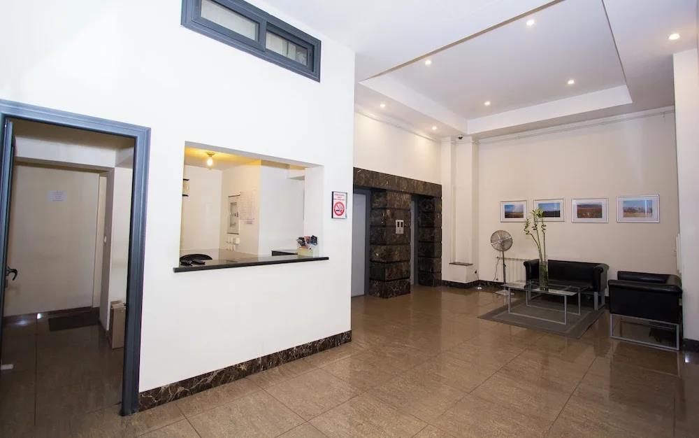 Stay Inn on Aram Str. 70 0*