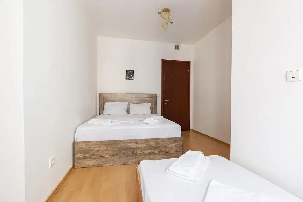 Stay Inn on Aram Str. 70 0*