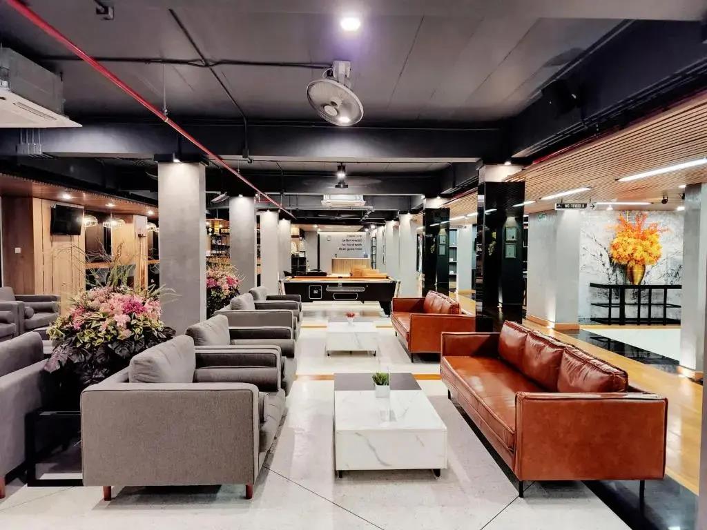 12 The Residence Hotel 4*
