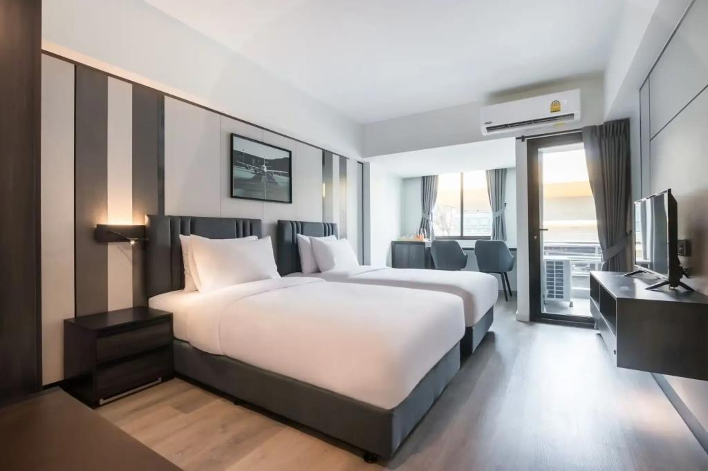 12 The Residence Hotel 4*