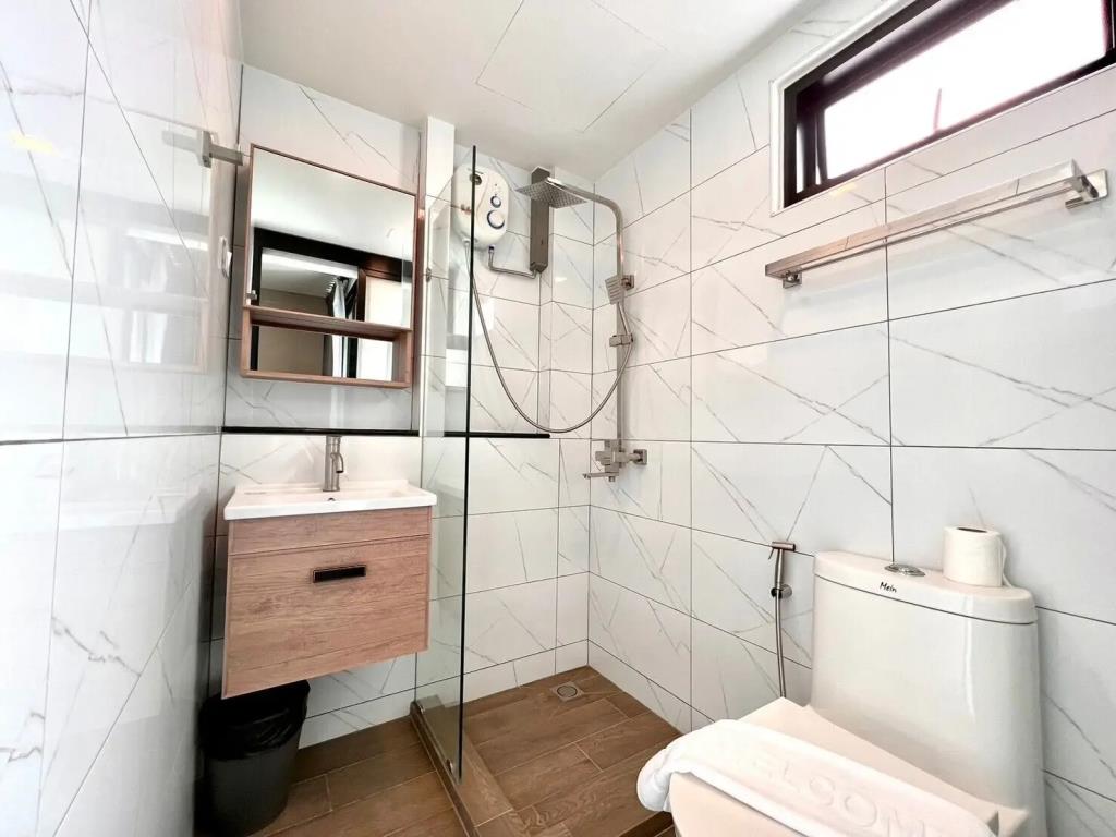 12 The Residence Hotel 4*