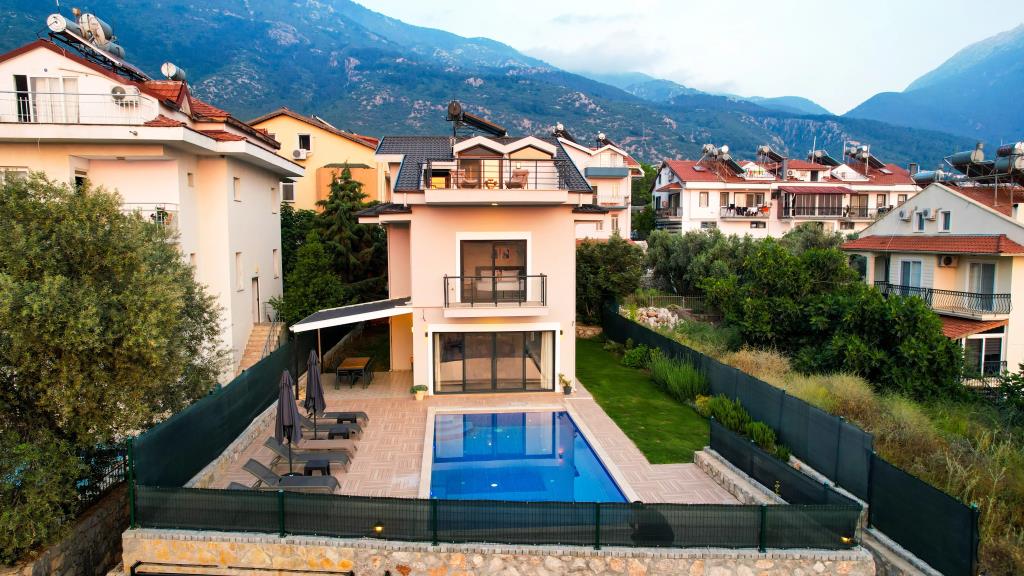 Aromatherapy Villa 0*