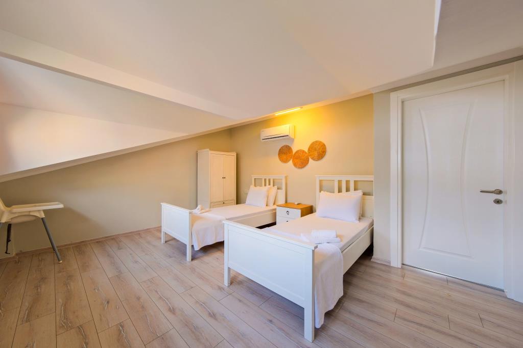 Aromatherapy Villa 0*